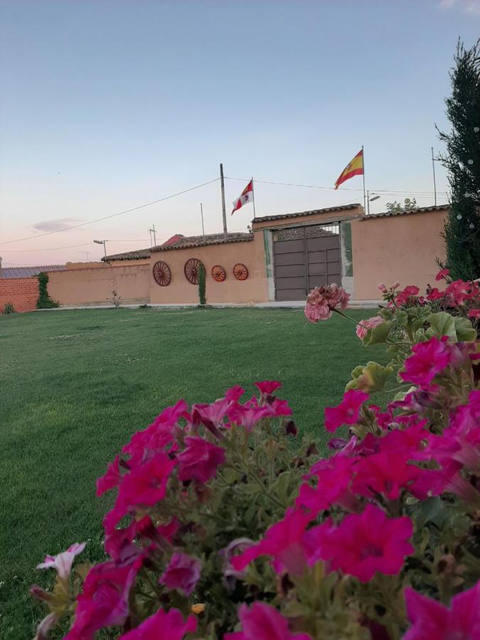 La Casa del Corro Villa Villanueva de San Mancio Esterno foto